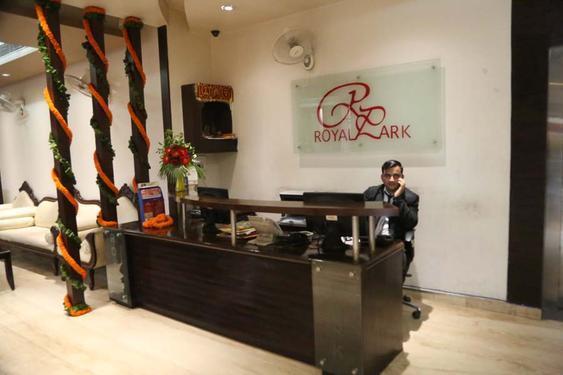 גאזיאבאד Royal Park Hotels & Resorts מראה חיצוני תמונה